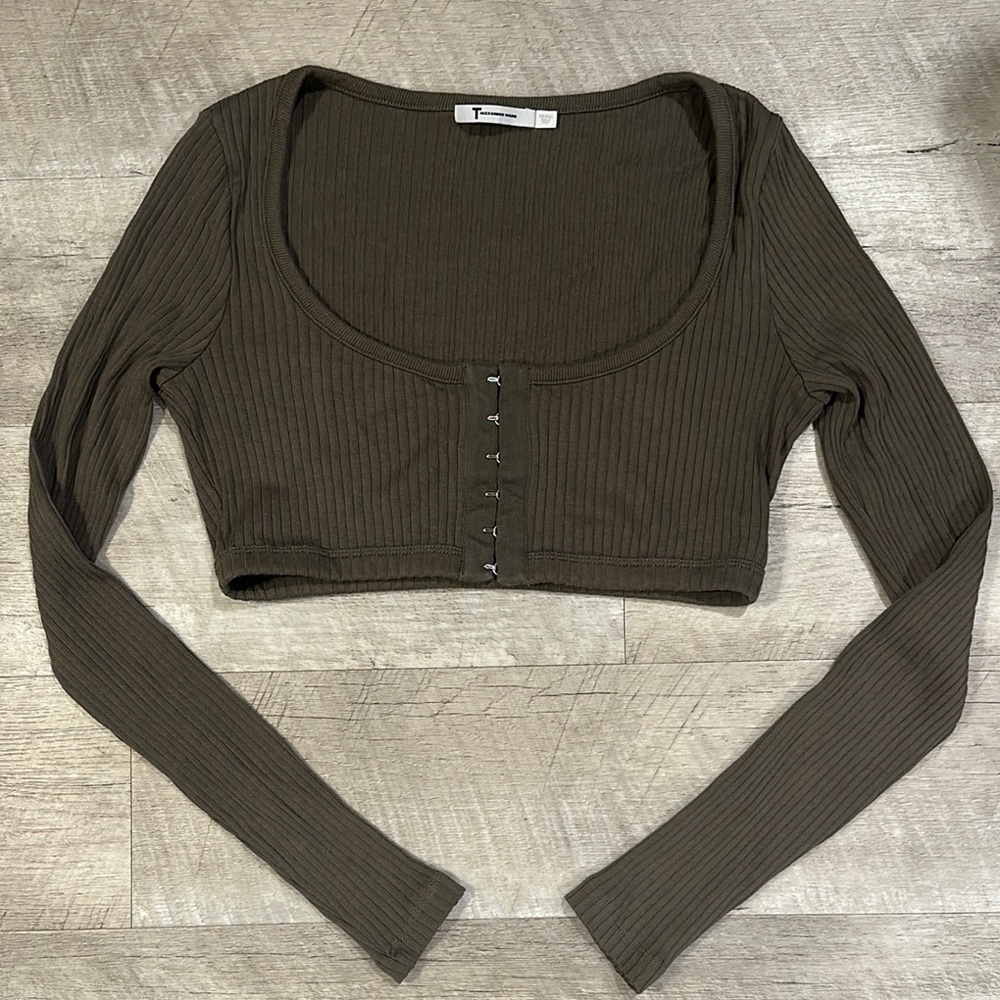 Ribbed Olive Green Long Sleeve Crop Top